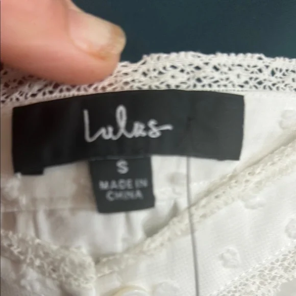 Lulu's White Textured Sleeveless Dress - Picture 3 of 4